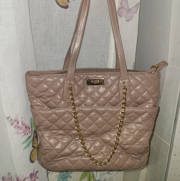 BCBG Medium size tote - Picture 1 of 6